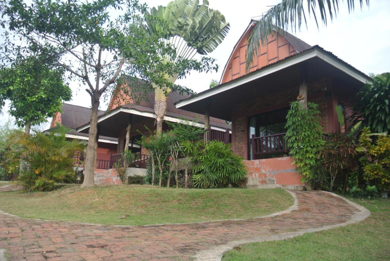 Rangsiman Resort Ban Khlong Haeng Buitenkant foto